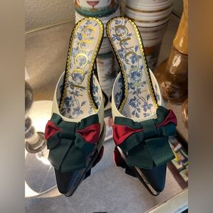 Gucci Web Bow Leather Mules